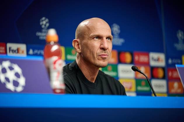 SOCCER - UEFA CL, Sociedad vs RBS SAN SEBASTIAN,SPAIN,28.NOV.23 - SOCCER - UEFA Champions League, group stage, Real Sociedad vs Red Bull Salzburg, preview, press conference, PK, Pressekonferenz RBS. Image shows head coach Gerhard Struber (RBS).  GEPAxpictures xDanielxFernandez