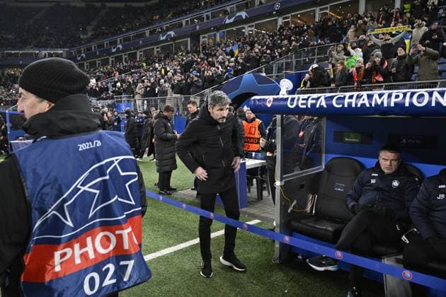 Antwerp s head coach Mark van Bommel pictured before a soccer match between Ukrainian Shakthar Donetsk and Belgian Royal Antwerp FC, on Tuesday 28 November 2023 in Hamburg, Germany, on day five of the Champions League group stage, in group H. TOM GOYVAERTS TomxGoyvaerts  x81022384x