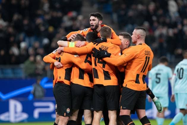 UEFA Champions League Shakhtar Royal Antwerp 28 11 2023 FC Shakhtar Donetsk celebrating after Mykola Matviienkos goal FC Shakhtar Donetsk, 22 UEFA Champions League Shakhtar Royal Antwerp Hamburg, Volksparkstadion, 28 11 2023 Copyright: xBEAUTIFULxSPORTS Buriakovx