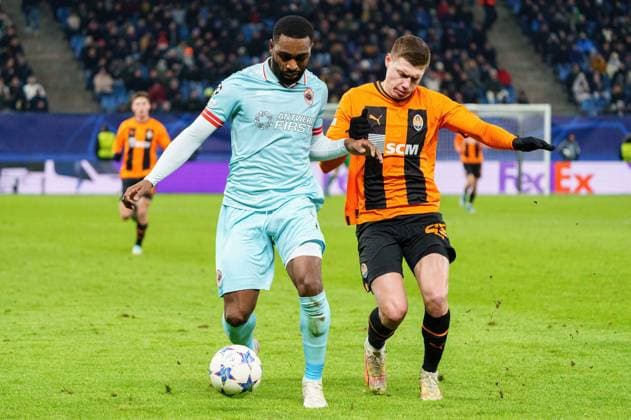 Gyrano Kerk Royal Antwerp FC, 07 , Mykola Matvienko Shakhtar Donetsk, 22 GER, Shakhtar Donetsk vs Royal Antwerp FC, Football, Champions League, Group H, Matchday 5, Season 2023 2024, 28 11 2023 GER, Shakhtar Donetsk vs Royal Antwerp FC, Football, Champions League, Group H, Matchday 5, Season 2023 2024, 28 11 2023 Hamburg Copyright: xEibner-Pressefoto MarcelxvonxFehrnx EP_MFN