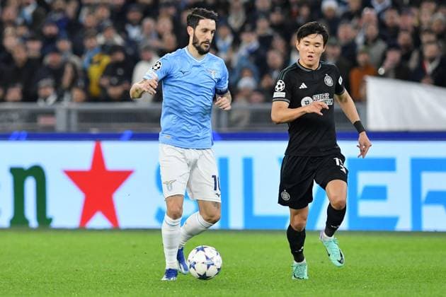 28th November 2023, Stadio Olimpico, Rome, Italy; Champions League, Group Stage Football; Lazio versus Celtic; Luis Alberto of SS Lazio as Yang Hyun-Jun of Celtic looks to challenge  ActionPlus12580779 AllShotLive