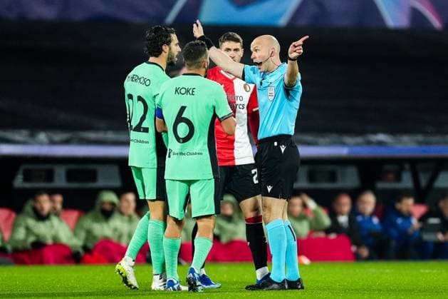 UEFA Champions League: Feyenoord v Atletico Madrid Rotterdam - Referee Anthony Taylor during the 5th leg of the UEFA Champions League group stage between Feyenoord v Atletico Madrid at Stadion Feijenoord De Kuip on 28 November 2023 in Rotterdam, The Netherlands. Copyright: xYannickxVerhoevenx