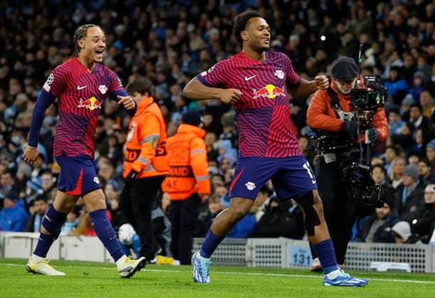Manchester City v RB Leipzig: Group G - UEFA Champions League 2023 24 Xavi Simons and Lois Openda of RB Leipzig celebrate 1st goal during the UEFA Champions League match between Manchester City and Rb Leipzig at Etihad Stadium on November 28, 2023 in Manchester, United Kingdom. Manchester Etihad Stadium England United Kingdom Copyright: xRichardxSellers Sportsphoto APLx 13961957