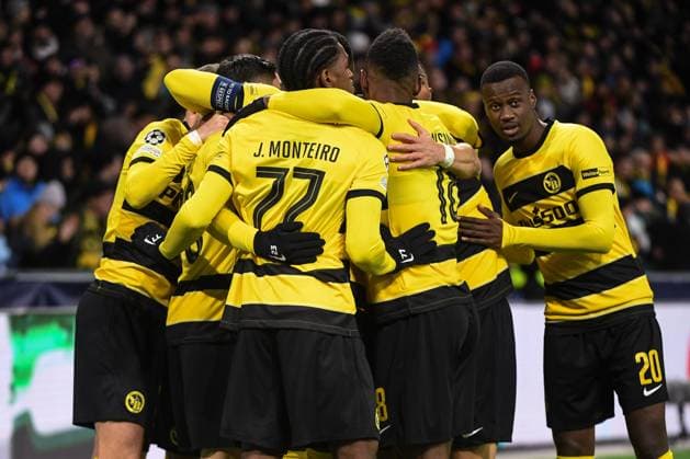 BERN, SWITZERLAND NOVEMBER 28 Loris Benito of Young C Boys celebrates goal with team during the UEFA Champions League Group Stage match between BSC Young Boys and FK Crvena zvezda at Stadion Wankdorf on November 28, 2023 in Bern, Switzerland Bern Stadion Wankdorf Bern Switzerland Copyright: xJustPictures.ch ManuelxWinterbergerx jp-en-EuSpIm-Y.Boys_Crvena_28Nov2023_00016