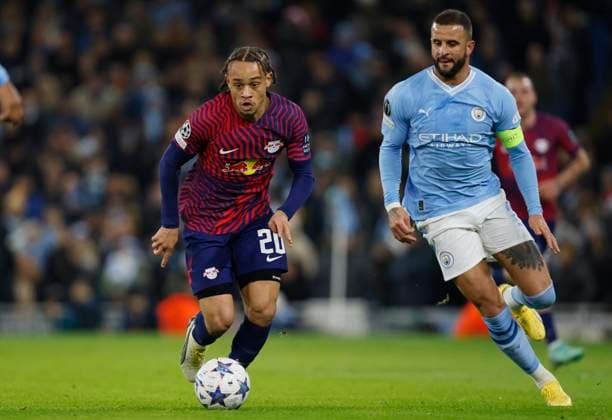 Manchester City v RB Leipzig: Group G - UEFA Champions League 2023 24 Xavi Simons of RB Leipzig and Kyle Walker of Manchester City in action during the UEFA Champions League match between Manchester City and Rb Leipzig at Etihad Stadium on November 28, 2023 in Manchester, United Kingdom. Manchester Etihad Stadium England United Kingdom Copyright: xRichardxSellers Sportsphoto APLx 13961968