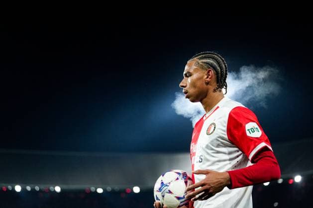 UEFA Champions League: Feyenoord v Atletico Madrid Rotterdam - Calvin Stengs of Feyenoord during the 5th leg of the UEFA Champions League group stage between Feyenoord v Atletico Madrid at Stadion Feijenoord De Kuip on 28 November 2023 in Rotterdam, The Netherlands. Copyright: xTomxBodex