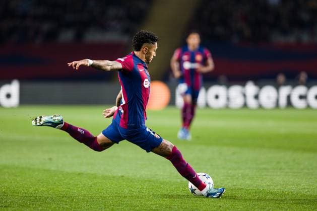 November 28, 2023, Barcelona, Barcelona, Spain: Raphinha Dias Belloli of FC Barcelona, Barca in action during the UEFA Champions League, Group H match played between FC Barcelona and FC Porto at Olimpic de Montjuic stadium on November 28, 2023 in Barcelona, Spain. Barcelona Spain - ZUMAa181 20231128_zaa_a181_097 Copyright: xJavierxBorregox