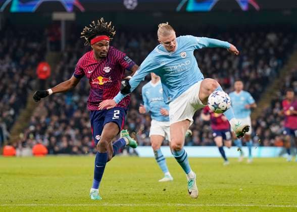 Manchester City v Leipzig - UEFA Champions League - Group G - Etihad Stadium November 28, 2023, MANCHESTER: Manchester, England, 28th November 2023. Mohamed Simakan of RB Leipzig challenges Erling Haaland of Manchester City during the UEFA Champions League match at the Etihad Stadium, Manchester. (Credit Image: Ã‚Â Andrew Yates Sportimage Cal Media) MANCHESTER EDITORIAL USE ONLY Copyright: xx ZUMA-20231128_faf_si1_116.jpg AndrewxYatesx csmphotothree204787