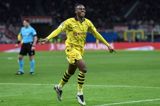 Db Milano 28 11 2023 - Champions League Milan-Borussia Dortmund foto Daniele Buffa Image nella foto: esutalzan gol Jamie Bynoe-Gittens 