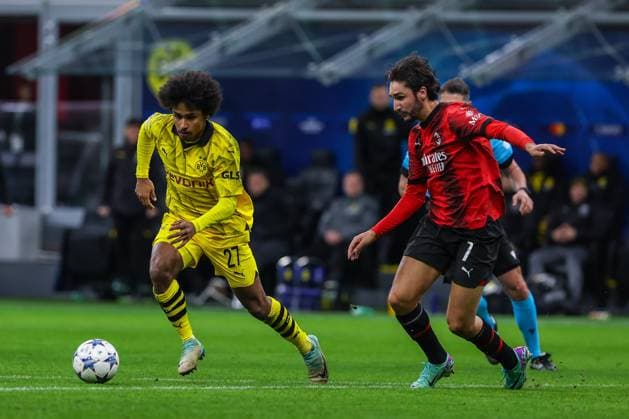 AC Milan vs Borussia Dortmund UEFA Champions League 2023 24 Group Stage Group F 28 11 2023 Karim Adeyemi of Borussia Dortmund scores a goal during UEFA Champions League 2023 24 Group Stage Group F football match between AC Milan and Borussia Dortmund at San Siro Stadium, Milan, Italy on November 28, 2023 Photo FCI Fabrizio Carabelli Copyright: xBEAUTIFULxSPORTS Carabellix
