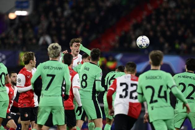 ROTTERDAM - Mats Wieffer of Feyenoord scores the 1-2 during the UEFA Champions League group E match between Feyenoord and Atletico Madrid at Feyenoord Stadium de Kuip on November 28, 2023 in Rotterdam, Netherlands. ANP OLAF KRAAK UEFA Champions League 2023 24 2023 2024 xVIxANPxSportx xxANPxIVx 484977105 originalFilename: 484977105.jpg