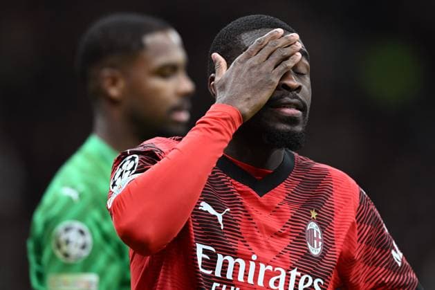 Db Milano 28 11 2023 - Champions League Milan-Borussia Dortmund foto Daniele Buffa Image nella foto: Mike Peterson Maignan-Fikayo Tomori 