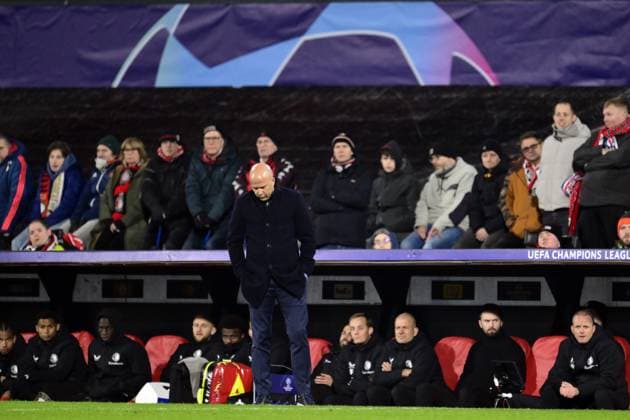 ROTTERDAM - Feyenoord coach Arne Slot disappointed during the UEFA Champions League match in group E between Feyenoord and Atletico Madrid at Feyenoord Stadium de Kuip on November 28, 2023 in Rotterdam, the Netherlands. ANP OLAF KRAAK UEFA Champions League 2023 24 2023 2024 xVIxANPxSportx xxANPxIVx 484978221 originalFilename: 484978221.jpg
