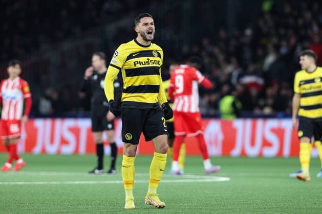 BERN, SWITZERLAND NOVEMBER 28 Loris Benito of Young Boys during the UEFA Champions League Group Stage match between BSC Young Boys and FK Crvena zvezda at Stadion Wankdorf on November 28, 2023 in Bern, Switzerland Bern Stadion Wankdorf Bern Switzerland Copyright: xJustPictures.ch LuigixRizzox jp-en-EuSpIm-Y.Boys_Crvena_28Nov2023_00027