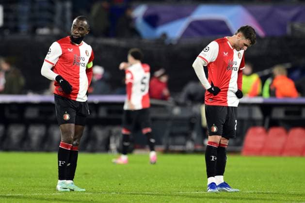 ROTTERDAM - (l-r) Lutsharel Geertruida of Feyenoord and Santiago Gimenez of Feyenoord disappointed after the 1-3 defeat during the UEFA Champions League group E match between Feyenoord and Atletico Madrid at Feyenoord Stadion de Kuip on November 28, 2023 in Rotterdam, Netherlands. ANP OLAF KRAAK UEFA Champions League 2023 24 2023 2024 xVIxANPxSportx xxANPxIVx 484978838 originalFilename: 484978838.jpg