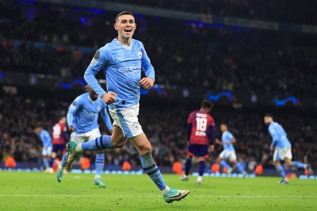 Manchester City gegen RB Leipzig 28. November 2023 UEFA Champions League Gruppe G Manchester City gegen RB Leipzig Phil Foden von Manchester City feiert den Sieg Foto Simon Stacpoole Abseits Manchester UK  Copyright: xSimonxStacpoolexOffside