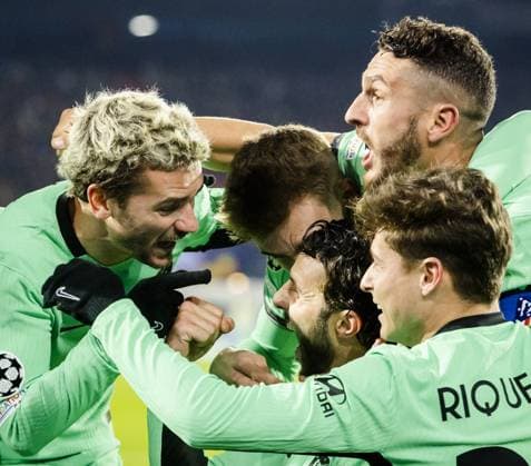 ROTTERDAM - Antoine Griezmann of Atletico Madrid, Koke of Atletico Madrid, Mario Hermoso of Atletico Madrid and Rodrigo Riquelme of Atletico Madrid celebrate the 0-2 during the UEFA Champions League match in group E between Feyenoord and Atletico Madrid in Feyenoord Stadium de Kuip on 28 November 2023 in Rotterdam, Netherlands. ANP SEM VAN DER WAL UEFA Champions League 2023 24 2023 2024 xVIxANPxSportx xxANPxIVx 484983394 originalFilename: 484983394.jpg