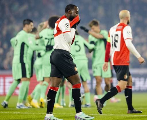 ROTTERDAM - Lutsharel Geertruida of Feyenoord is disappointed after the 0-1 draw during the UEFA Champions League match in group E between Feyenoord and Atletico Madrid in Feyenoord Stadium de Kuip on November 28, 2023 in Rotterdam, the Netherlands. ANP SEM VAN DER WAL UEFA Champions League 2023 24 2023 2024 xVIxANPxSportx xxANPxIVx 484983643 originalFilename: 484983643.jpg