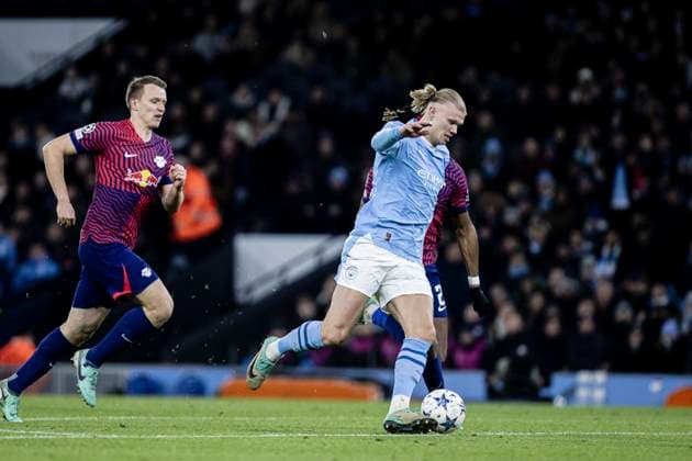 Manchester, England, Nov 28th 2023: Erling Haaland immediately before he scores during the UEFA Champions League football match between Manchester City and Red Bull Leipzig at the Etihad Stadium in Manchester. Manchester City won 3-2 (Danilo Fernandes SPP) Copyright: xDaniloxFernandesx xSPPx spp-en-DaFeSp-RC3_ManC_Leipzig_25Nov2023_DANILO_353