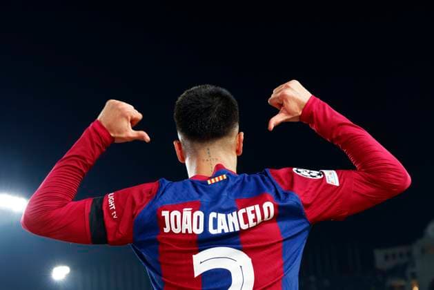 Sport Bilder des Tages Joao Cancelo (Barcelona), NOVEMBER 28, 2023 - Football Soccer : UEFA Champions League Group H match between FC Barcelona, Barca 2-1 FC Porto at the Estadi Olimpic Lluis Companys in Barcelona, Spain. Noxthirdxpartyxsales  (236930309)