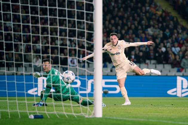 (231129) -- BARCELONA, Nov. 29, 2023 -- Pepe ( 11, R) of Porto scores a goal during the UEFA Champions League Group H match between FC Barcelona, Barca and FC Porto in Barcelona, Spain, on Nov. 28, 2023. (Photo by Xinhua) (SP)SPAIN-BARCELONA-FOOTBALL-UEFA CHAMPIONS LEAGUE-BARCELONA VS FC PORTO JoanxGosa 