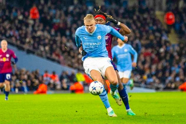 Manchester City v RB Leipzig: Group G - UEFA Champions League 2023 24 Erling Haaland, wearing the number 9 jersey for Manchester City, is in action during the UEFA Champions League Group G match between Manchester City and RB Leipzig at the Etihad Stadium in Manchester, on November 28, 2023. Manchester Manchester United, ManU Kingdom  Copyright: xMIxNewsx originalFilename:fletcher-manchest231128_npfM4.jpg