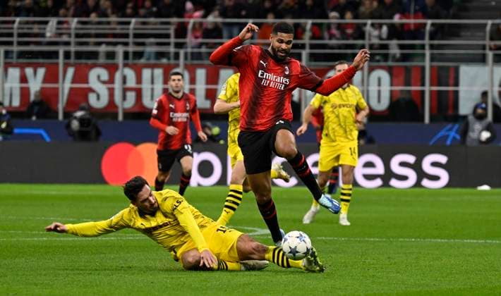 IPP20231128 Football - soccer: UEFA Champions League 2023 2024, A.C. Milan - Borussia Dortmund, Ruben Loftus Cheek e Mats Hummels (Verwendung nur in Deutschland - GERMANY ONLY) *** IPP20231128 Football soccer UEFA Champions League 2023 2024, A C Milan Borussia Dortmund, Ruben Loftus Cheek e Mats Hummels Use only in Germany GERMANY ONLY 