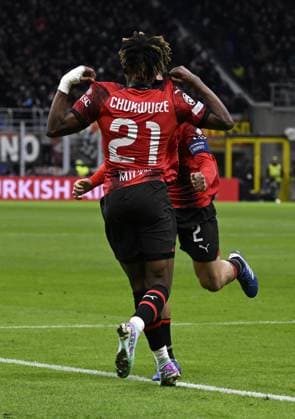 IPP20231128 Football - soccer: UEFA Champions League 2023 2024, A.C. Milan - Borussia Dortmund, Samuel Chukwueze esulta dopo il gol del 1-1 (Verwendung nur in Deutschland - GERMANY ONLY) *** IPP20231128 Football soccer UEFA Champions League 2023 2024, A C Milan Borussia Dortmund, Samuel Chukwueze esulta dopo il gol del 1 1 Use only in Germany GERMANY ONLY 