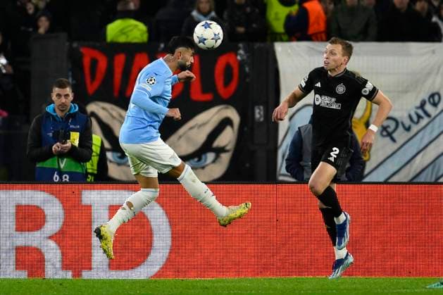 SS Lazio v Celtic FC: Group E - UEFA Champions League 2023 24 Valentin Castellanos of S.S. Lazio and Alistair Johnston of Celtic F.C. are competing during the 5th day of the UEFA Champions League Group E match between S.S. Lazio and Celtic F.C. in Rome, Italy, on November 28, 2023, at the Olympic Stadium. Rome Italy Italy  Copyright: xDomenicoxCippitellix originalFilename:cippitelli-sslaziov231128_npHCG.jpg