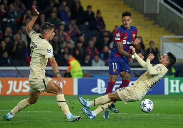 FC Barcelona, Barca v FC Porto: Group H - UEFA Champions League 2023 24 Raphinha Dias and Stephen Eustaquio are playing in the match between FC Barcelona and FC Porto for week 5 of the group stage of the UEFA Champions League at the Olympic Stadium Lluis Companys in Barcelona, Spain, on November 28, 2023. Barcelona Barcelona Spain  Copyright: xUrbanandsportx originalFilename:urbanandsport-fcbarcel231128_npVjD.jpg