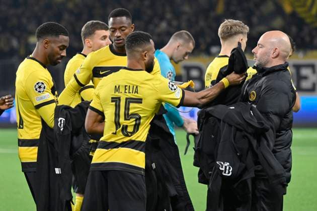 From left to right Ulisses Garcia, Darian Males, Mohamed Ali Camara, Elia Meschack, team coach Nico Zaugg, YB, BSC Young Boys FK Red Star Belgrade, Champions League, Football, 28 11 2023