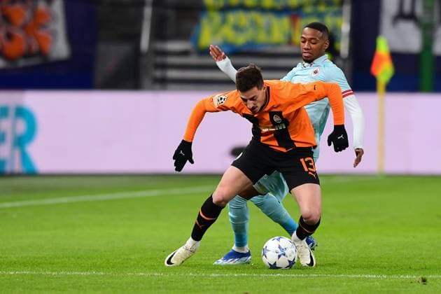 Football I Men I UEFA I Champions League l FC Shakhtar Donetsk Royal Antwerp FC I 5 Matchday I Group H I Season 2023 2024 I Shakhtar Donetsk I 28 11 2023 I v v Gocholeishvili Giorgi FC Shakhtar Donetsk , Balikwisha Michel Ange Royal Antwerp , Sportplatz Volksparkstadion, Hamburg, Stellingen Hamburg Germany