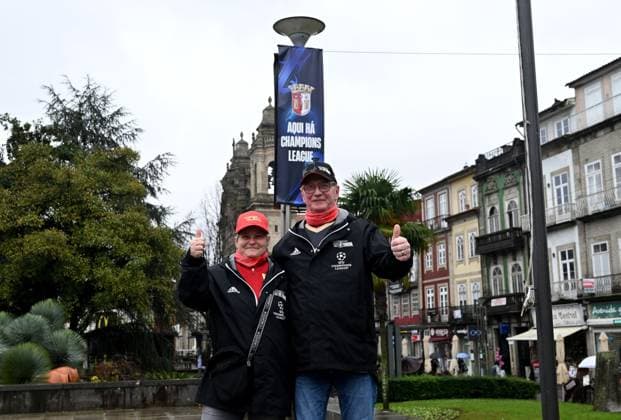Football, Men, Season 2023 2024, UEFA Champions League Group C, Matchday 5 , SC Sporting Braga 1 FC Union Berlin, Union fans in the city center of Braga, 29 11 2023, Copyright: xMatthiasxKochx