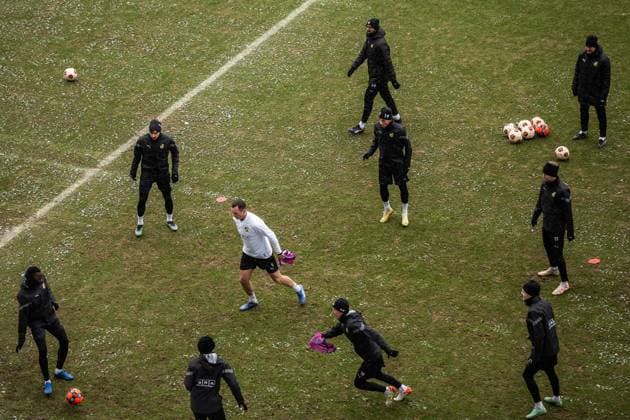 231129 Players in action during a training session with Häcken on November 29, 2023 in Gothenburg Photo Mathias Bergeld BILDBYRAN code MB MB0784 fotboll football soccer fotball uefa europa league träning practice training häcken bbeng snö vinter snow  Copyright: MATHIASxBERGELD BB231129MB017