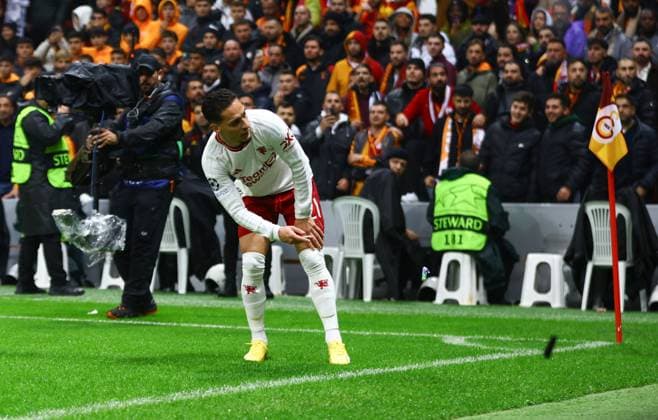 EDITORIAL USE ONLY No use with unauthorised audio, video, data, fixture lists, club league logos or live services. Online in-match use limited to 120 images, no video emulation. No use in betting, games or single club league player publications. Galatasaray v Manchester United, ManU UEFA Champions League, Group A, Football, RAMS Park, Istanbul, Turkiye - 29 Nov 2023 EDITORIAL USE ONLY No use with unauthorised audio, video, data, fixture lists, club league logos or live services. Online in-match use limited to 120 images, no video emulation. No use in betting, games or single club league player publications.  Copyright: xKieranxMcManus Shutterstockx 14232507z