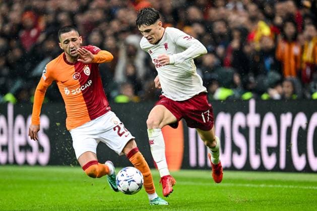 ISTANBUL - (l-r) Hakim Ziyech of Galatasaray, Alejandro Garnacho of Manchester United, ManU FC during the UEFA Champions League Group A match between Galatasaray SK and Manchester United FC at Ali Sami Yen Spor Kompleksi Stadium on November 29 in Istanbul, Turkey. ANP Hollandse Hoogte UEFA Champions League 2023 24 2023 2024 xVIxANPxSportx xGerritxvanxKeulenxIVx 485050608 originalFilename: 485050608.jpg
