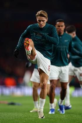 29th November 2023; Emirates Stadium, London, England; Champions League Football, Group Stage, Arsenal versus Lens; Martin Odegaard of Arsenal during the warm up  ActionPlus12581170 ShaunxBrooks