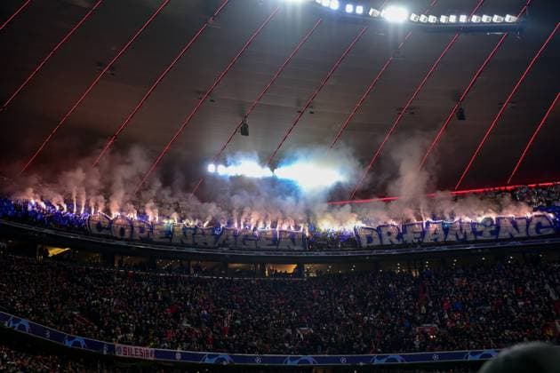 FC Copenhagen fans set off Bengalos, Bengalo, Bengalos, fireworks, flare, fans, audience, spectators, atmosphere, atmosphere, stadium, 29 11 2023, Munich Germany , football, UEFA Champions League, group stage, FC Bayern Munich FC Copenhagen xslx