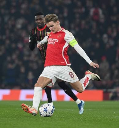 Arsenal v RC Lens UEFA Champions League Martin odegaard of Arsenal during the UEFA Champions League Group B match at the Emirates Stadium, London Copyright: xNigelxBramleyx FIL-19308-0003 UK Newspapers OUT