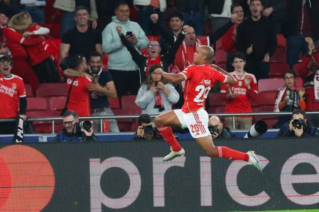 2023 11 29 UEFA Champions League group stage matchday 5 Group D SL Benfica Inter Milan v l , Joao Mario S L Benfica Torjubelel, Goal celebration, celebrate the goal zum 1 0 Copyright: JoaquimxFerreira