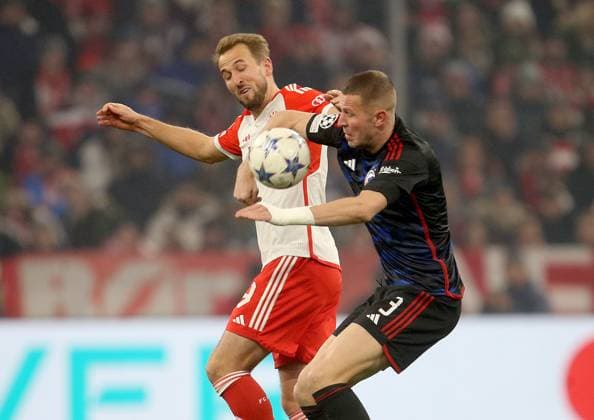 V li Harry Kane Bayern , Denis Vavro Kopenhagen FC Bayern München FC Kopemhagen München, GER, 29 11 2023, Sport Soccer Champions League Season 23 24