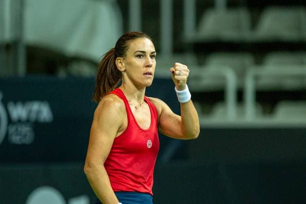 Andorra Open 2023 Andorra La Vella, Andorra : 2023 November 29 : Nuria PARRIZAS DIAZ of Spain in action against Alize Cornet of France during the Round of 16 of the Creand Andorra Open Women s Tennis Association WTA, Tennis Damen 2023 tennis tournament at the Poliesportiu d Andorra in Andorra La Vella, Andorra on Novemeber 29, 2023.  Copyright: xMartinxSilvaxCosentinox originalFilename:silvacosentino-nuriapar231129_npJDD.jpg