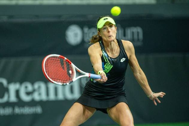 Andorra Open 2023 Andorra La Vella, Andorra : 2023 November 29 : Alize Cornet of France in action against Nuria PARRIZAS DIAZ of Spain during the Round of 16 of the Creand Andorra Open Women s Tennis Association WTA, Tennis Damen 2023 tennis tournament at the Poliesportiu d Andorra in Andorra La Vella, Andorra on Novemeber 29, 2023.  Copyright: xMartinxSilvaxCosentinox originalFilename:silvacosentino-alizcorn231129_nptzH.jpg