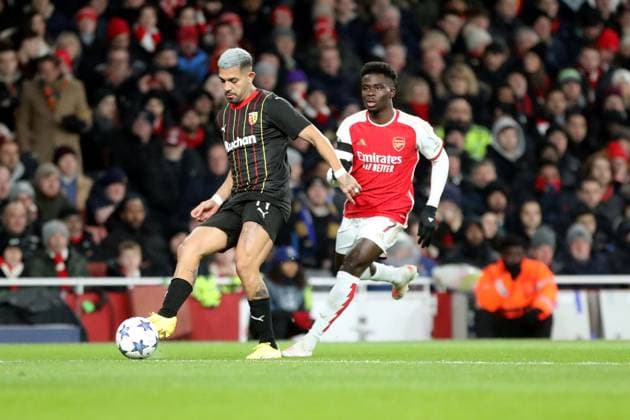 FOOT LDC ARSENAL RC LENS PHOTOPQR VOIX DU NORD COURBE ; 29 11 2023 ; FOOT LIGUE DES CHAMPIONS ARSENAL FC RC LENS AU STADE EMIRATES. LONDRES LE 29 NOVEMBRE 2023. PHOTO SEVERINE COURBE LA VOIX DU NORD Nov 29th 2023. Champions league Arsenal vs Lens NORD PAS DE CALAIS France  Copyright: xPHOTOPQR VOIXxDUxNORD MAXPPPxCOURBEx 20231129VDN0946 20231129VDN1014