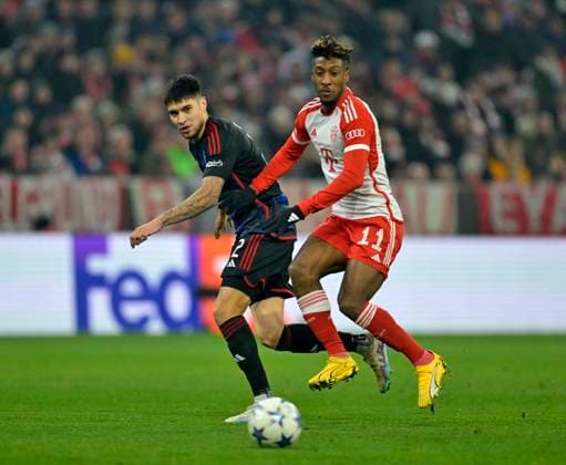 29 11 2023, Football UEFA Championsleague 2023 2024 5 Matchday Preliminary Round, FC Bayern Munich FC Copenhagen, at Allianz Arena Munich v l Kevin Diks FC Copenhagen v Kingsley Coman FC Bayern Munich DFL and DFB regulations prohibit any use of photographs as image sequences and or quasi video