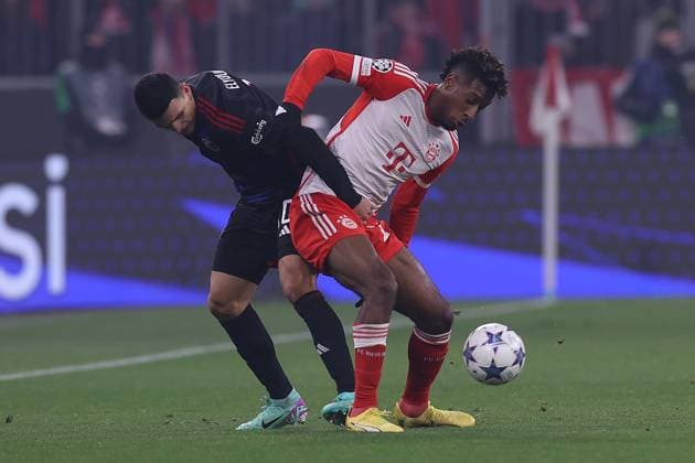 Soccer Champions League Group Stage 5 Matchday FC Bayern Munich FC Copenhagen on 29 11 2023 at the Allianz Arena in Munich Mohamed Elyounoussi Copenhagen , left Kingsley Coman Munich , right xMSx