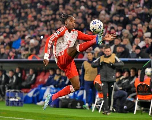 29 11 2023, Football UEFA Championsleague 2023 2024 5 Matchday Preliminary Round, FC Bayern Munich FC Copenhagen, in the Allianz Arena Munich Mathys Tel Bayern Munich on the ball DFL and DFB regulations prohibit any use of photographs as image sequences and or quasi video