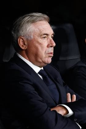 November 29, 2023, MADRID, MADRID, SPAIN: Carlo Ancelotti, head coach of Real Madrid, looks on during the UEFA Champions League, Group C, football match played between Real Madrid and SSC Napoli at Santiago Bernabeu stadium on November 29, 2023, in Madrid, Spain. MADRID SPAIN - ZUMAa181 20231129_zaa_a181_015 Copyright: xOscarxJ.xBarrosox