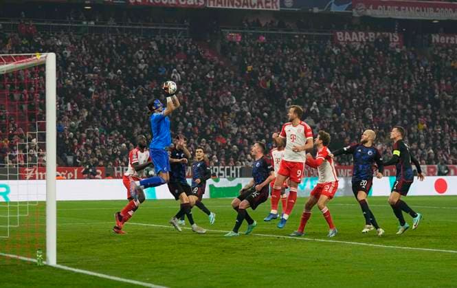 November 29 2023: Kamil Grabara (FC Copenhagen) controls the ball during a Champions League - Group A game, Bayern Munich versus FC Copenhagen, at Allianz Arena, Munich, Germany. CSM Munich Germany - ZUMAc04_ 20231129_zma_c04_023 Copyright: xUlrikxPedersenx