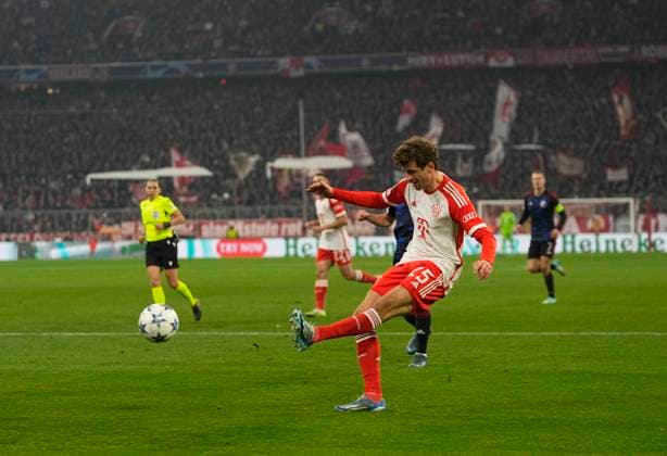 Champions League - Group A: Bayern Munich versus FC Copenhagen November 29 2023: Thomas Muller (FC Bayern MoÂ¼nchen) controls the ball during a Champions League - Group A game, Bayern Munich versus FC Copenhagen, at Allianz Arena, Munich, Germany. Ulrik Pedersen CSM (Credit Image: Â Ulrik Pedersen Cal Media) Munich California Germany EDITORIAL USE ONLY Copyright: xx ZUMA-20231129_zma_c04_028.jpg UlrikxPedersenx csmphotothree205285